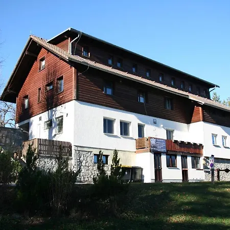 Guest house Gostisce Dom Na Kurescku *